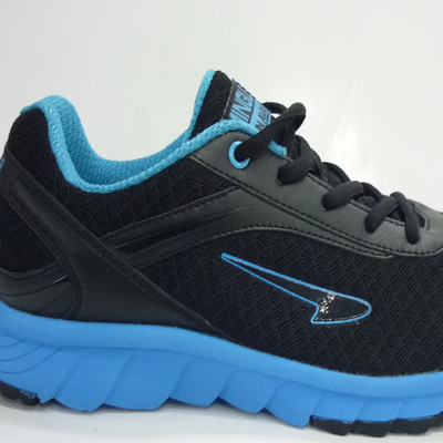 名樂M-20310網跑鞋 戶外運動與服裝批發的市場新機遇