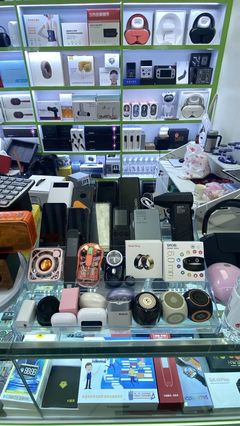 華強北檔口的產品構成 電子產品銷售的微觀生態